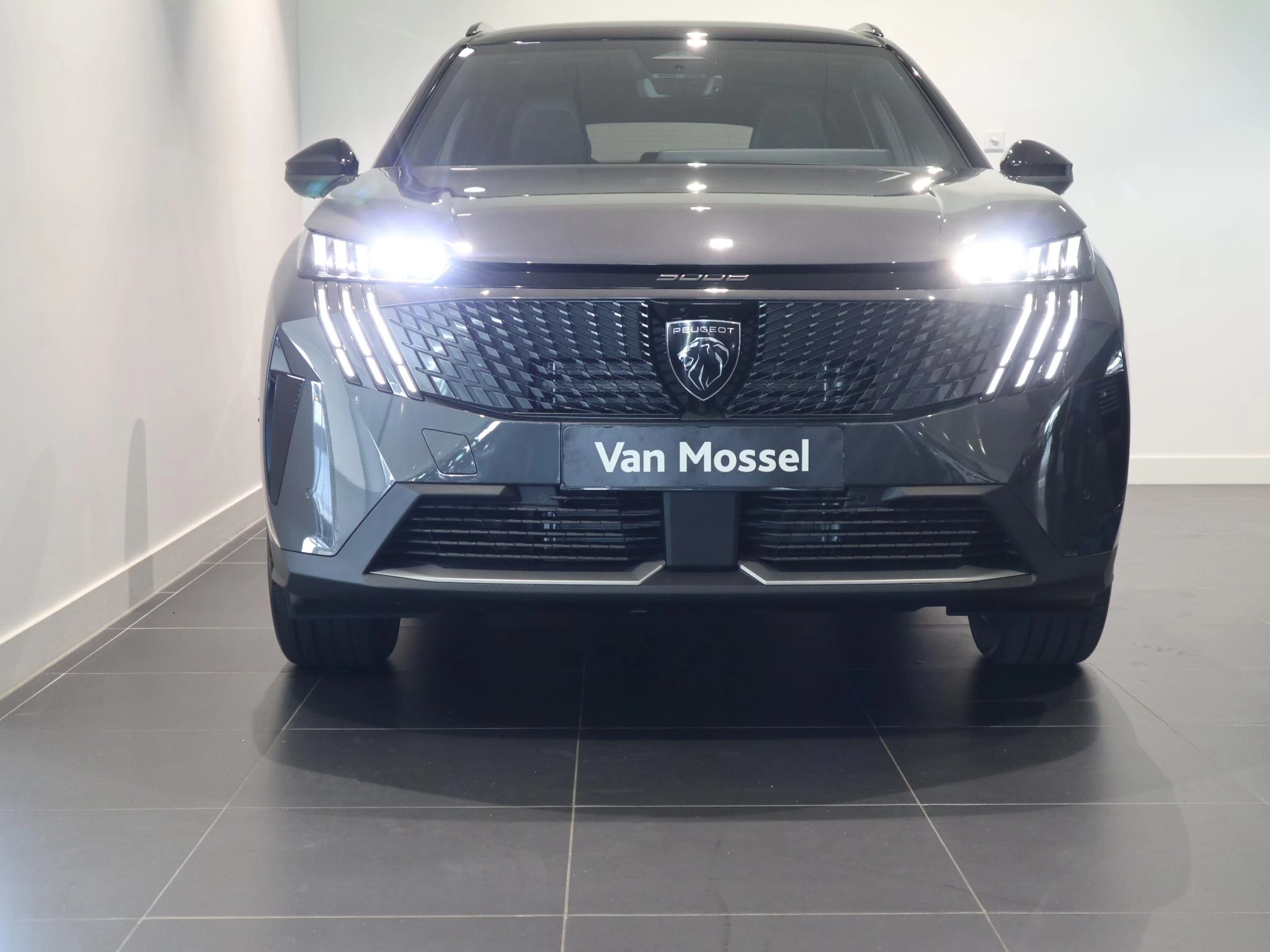 Peugeot-5008-image-1