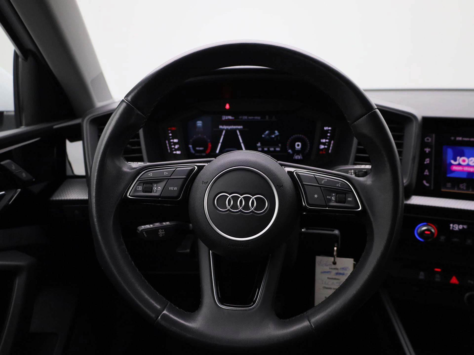 Audi-A1 Sportback-image-6