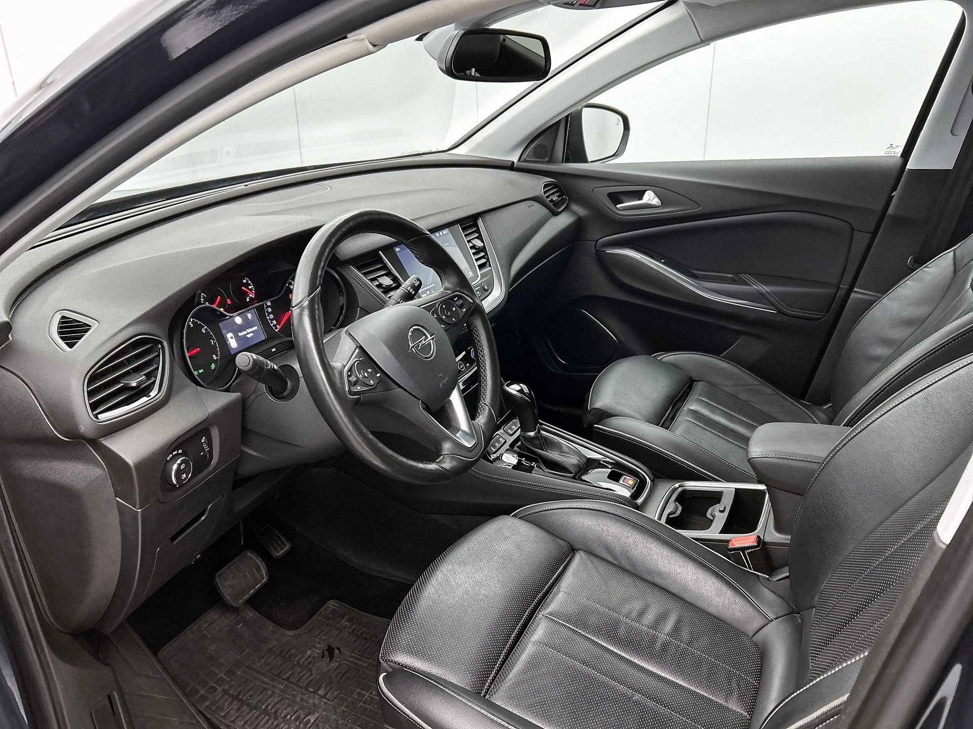 Opel-Grandland X-image-21