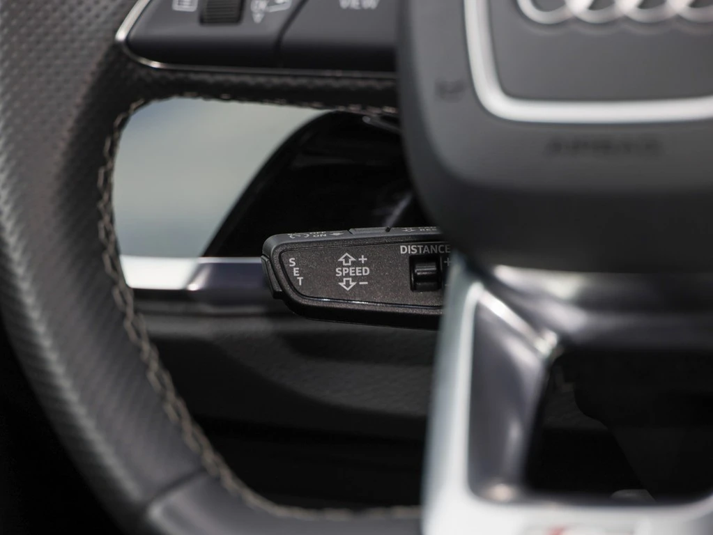 Audi-Q3-image-13