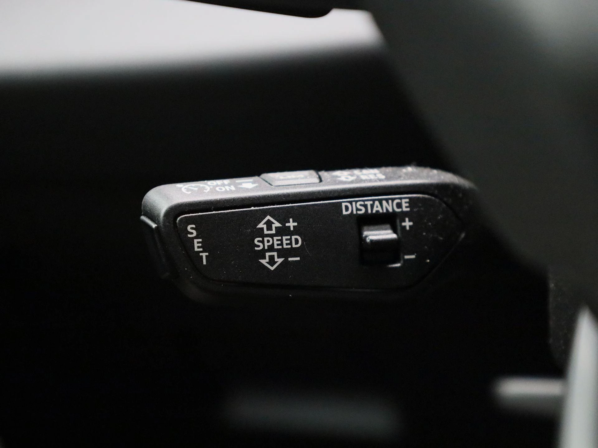 Audi A5 Avant 2.0 e-hybrid quattro S edition Competition
