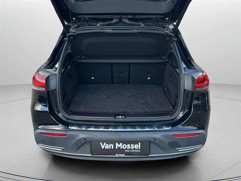 Mercedes-Benz-EQA-image-27