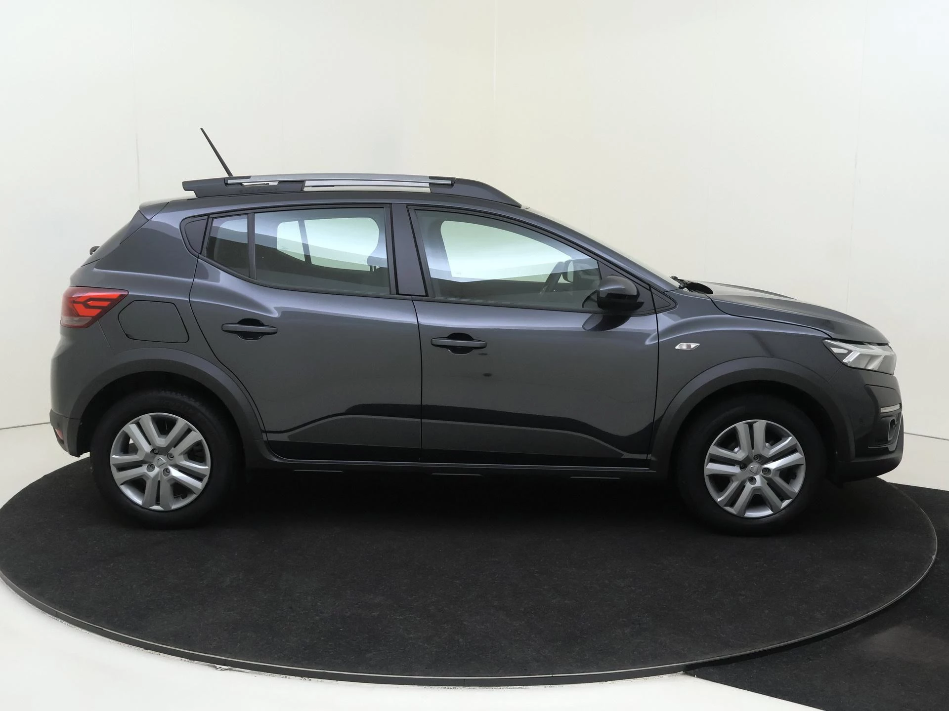 Dacia-Sandero-image-8