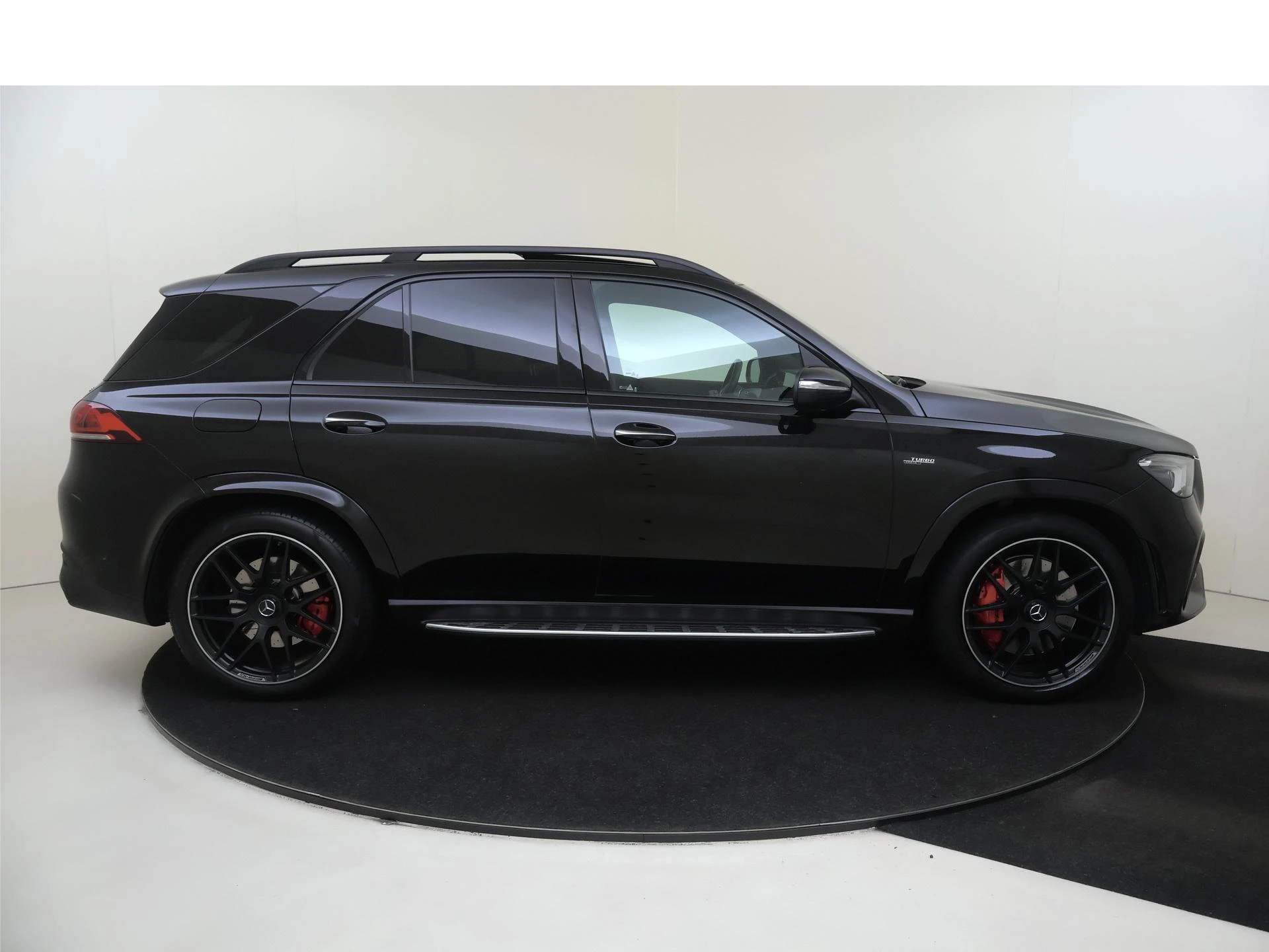 Mercedes-Benz-GLE-image-8