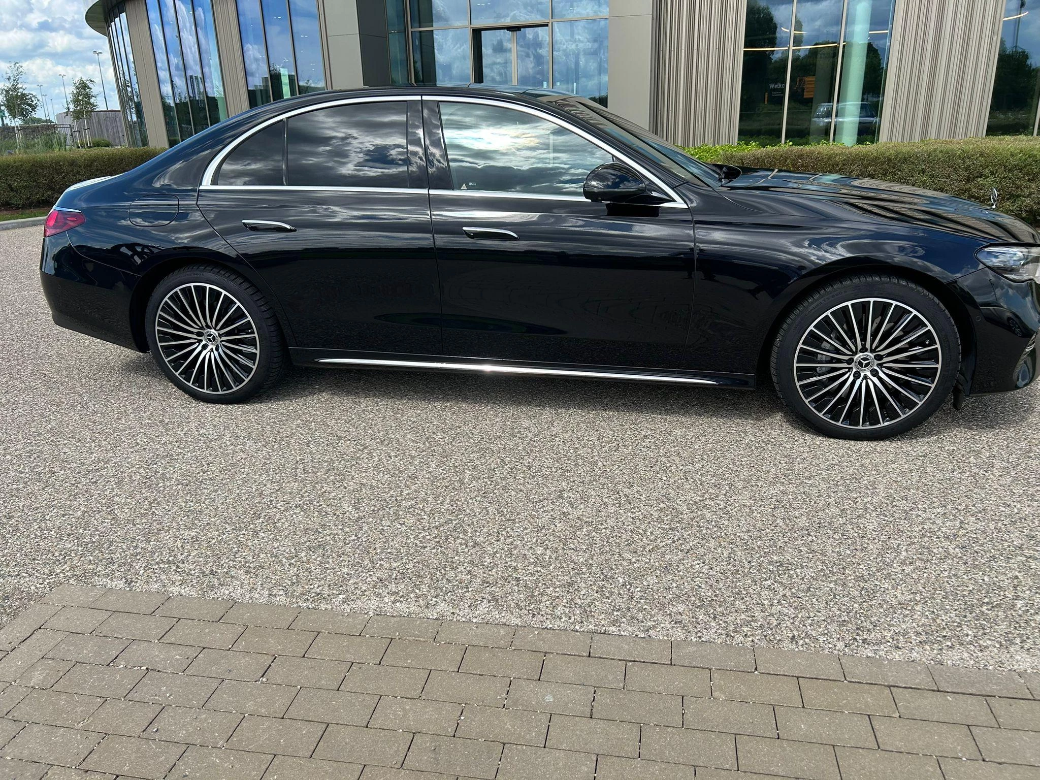 Mercedes-Benz E-Klasse 400 e 4MATIC Exclusive Line