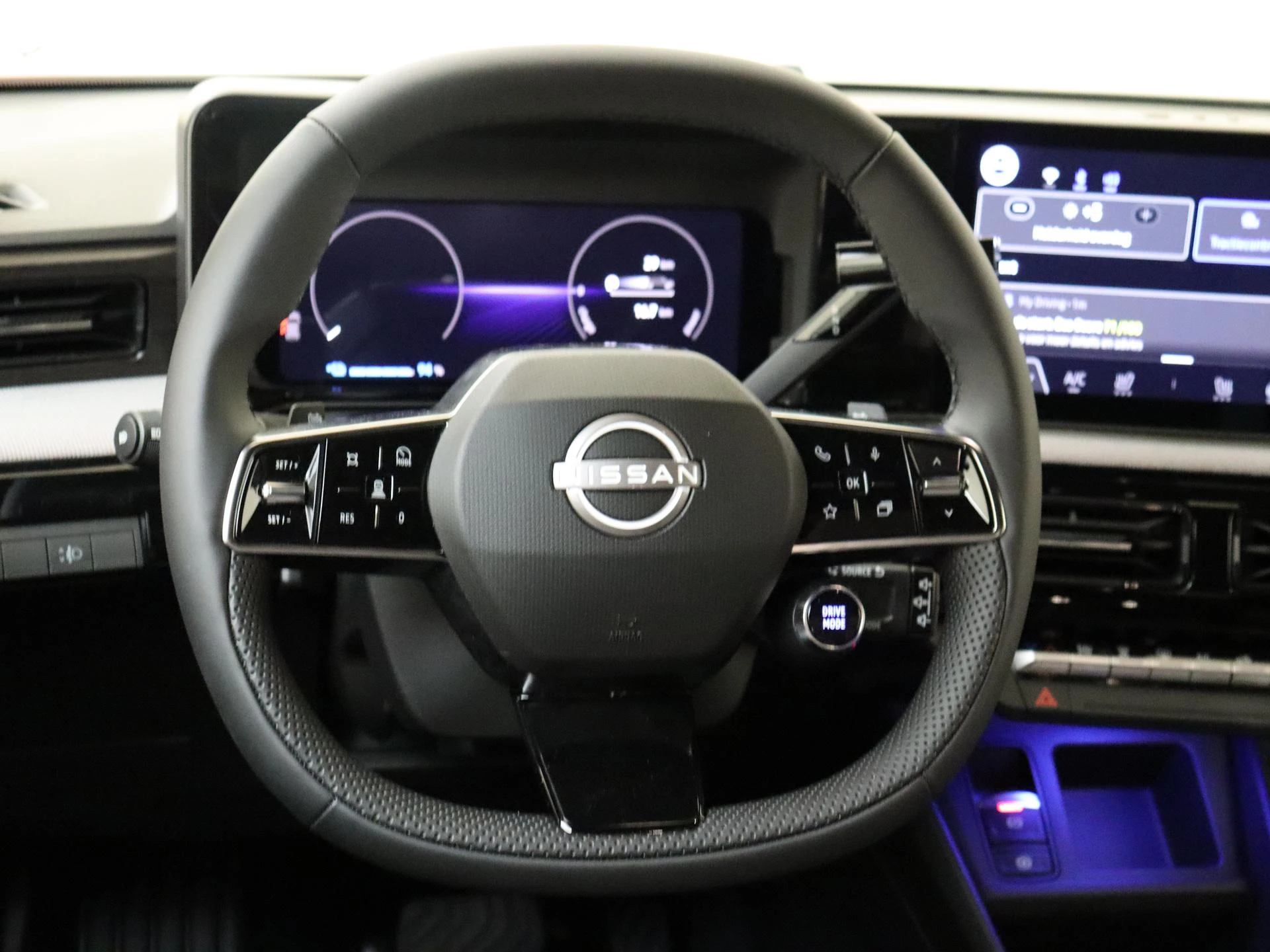 Nissan-Micra-image-9