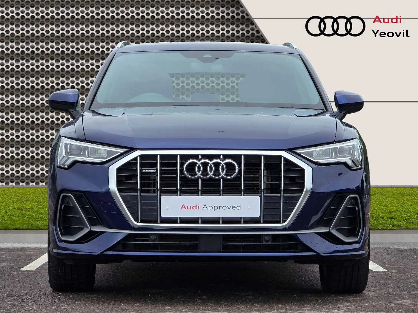 Audi-Q3-image-6