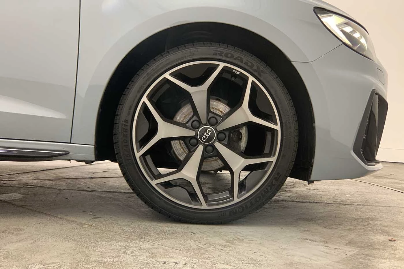 Audi-A1 Sportback-image-4