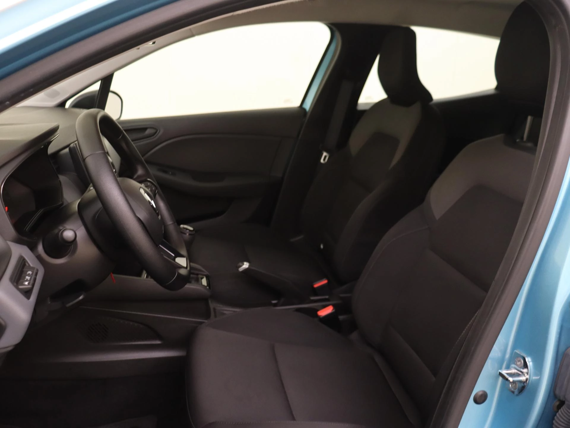 Renault-Clio-image-10