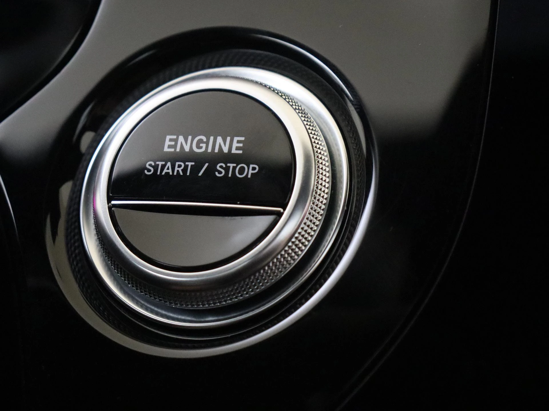 Mercedes-Benz-E-Klasse-image-21
