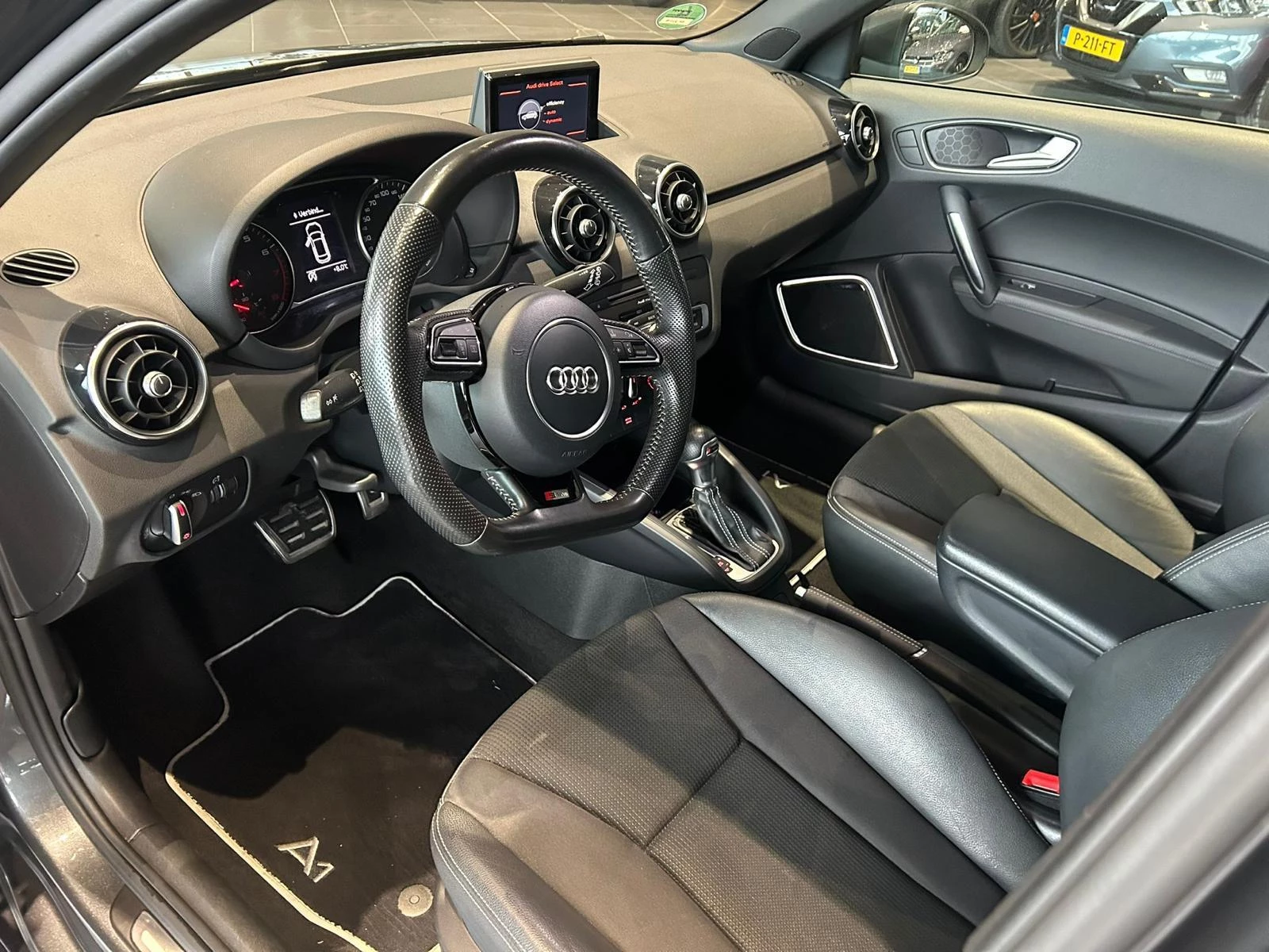 Audi-A1 Sportback-image-1