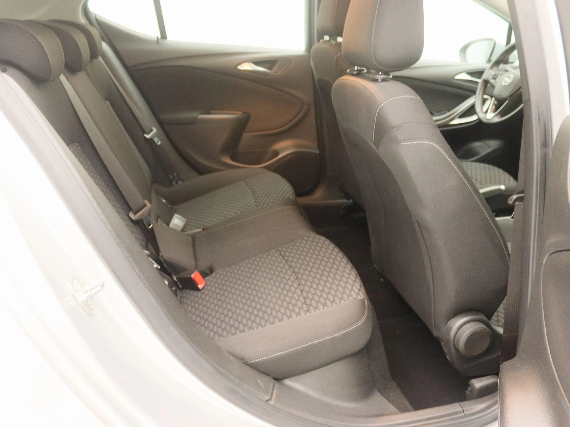 Opel-Astra-image-23