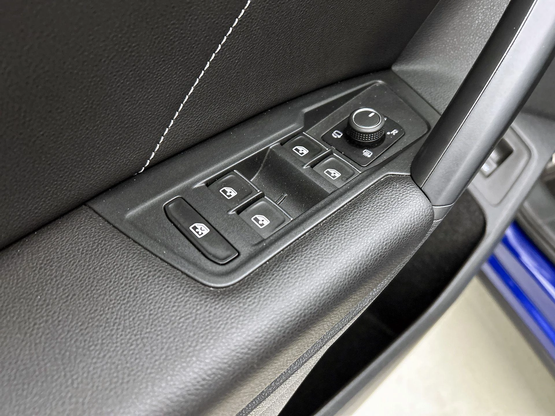 Volkswagen-Tiguan-image-39
