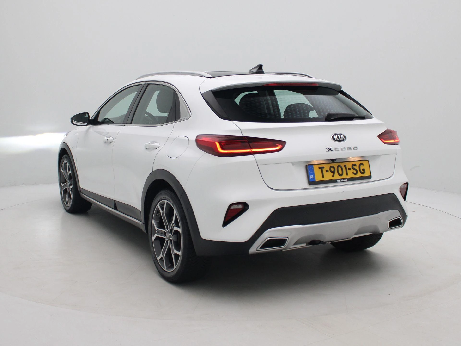 Kia-XCeed-image-1