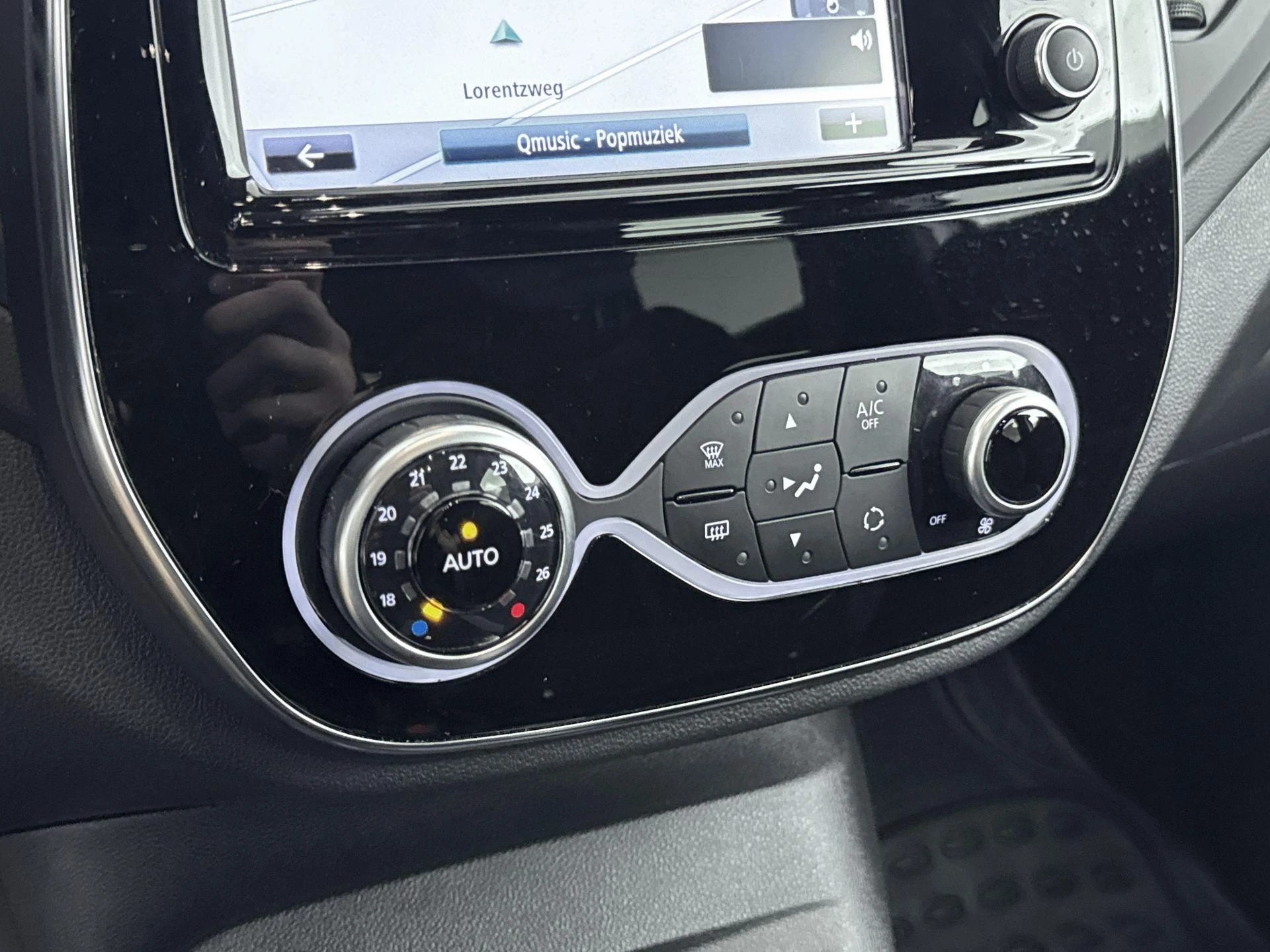 Renault-Captur-image-18