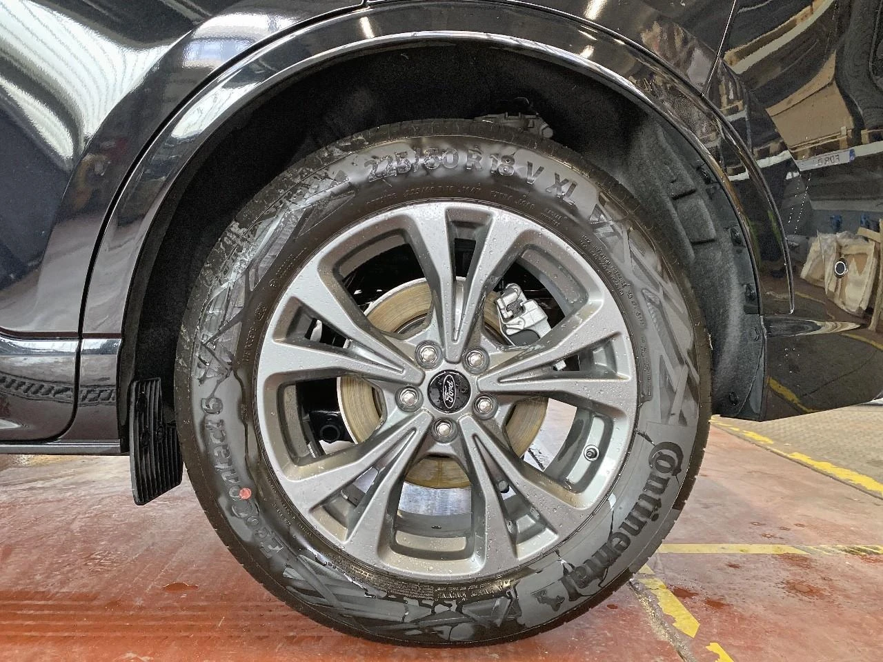 Ford Kuga FHEV ST-Line X - Pano - Driver Assist - Winterpack
