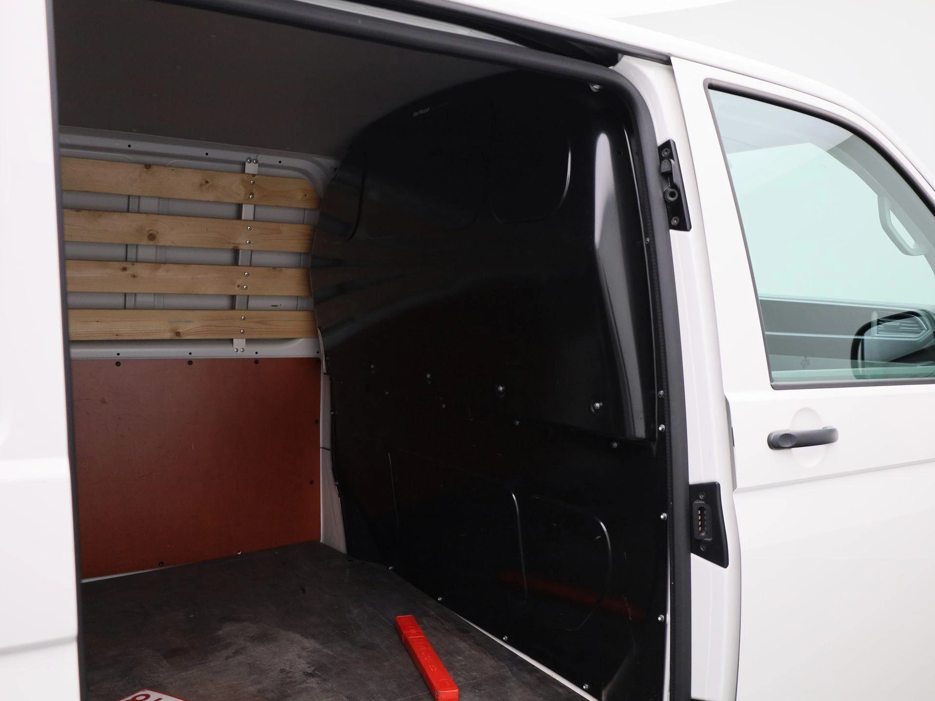 Volkswagen Transporter 2.0 TDi SCR BMT 81/110 SWB 2.8T