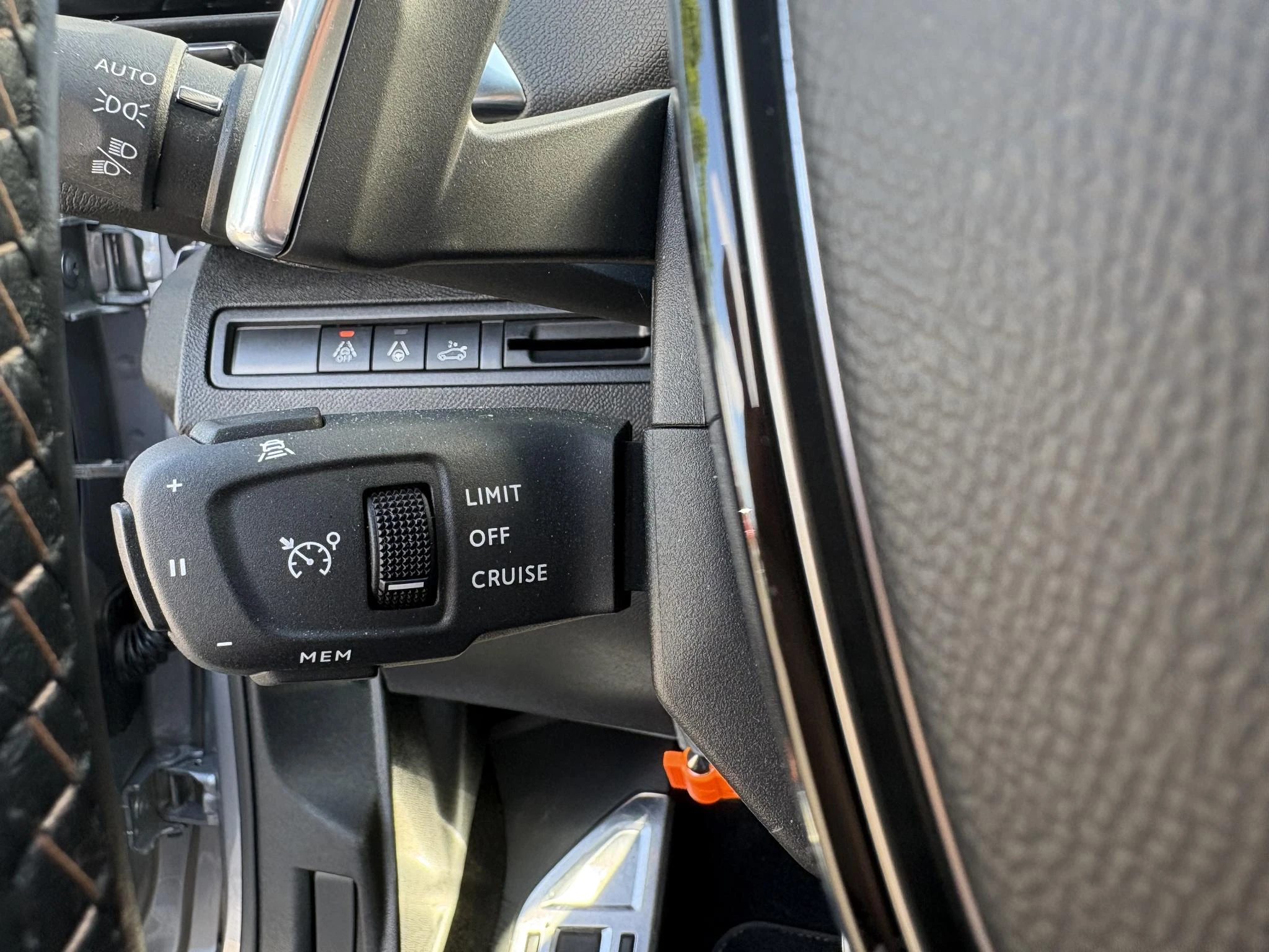 Peugeot 3008 1.6 PureTech Blue Lease GT