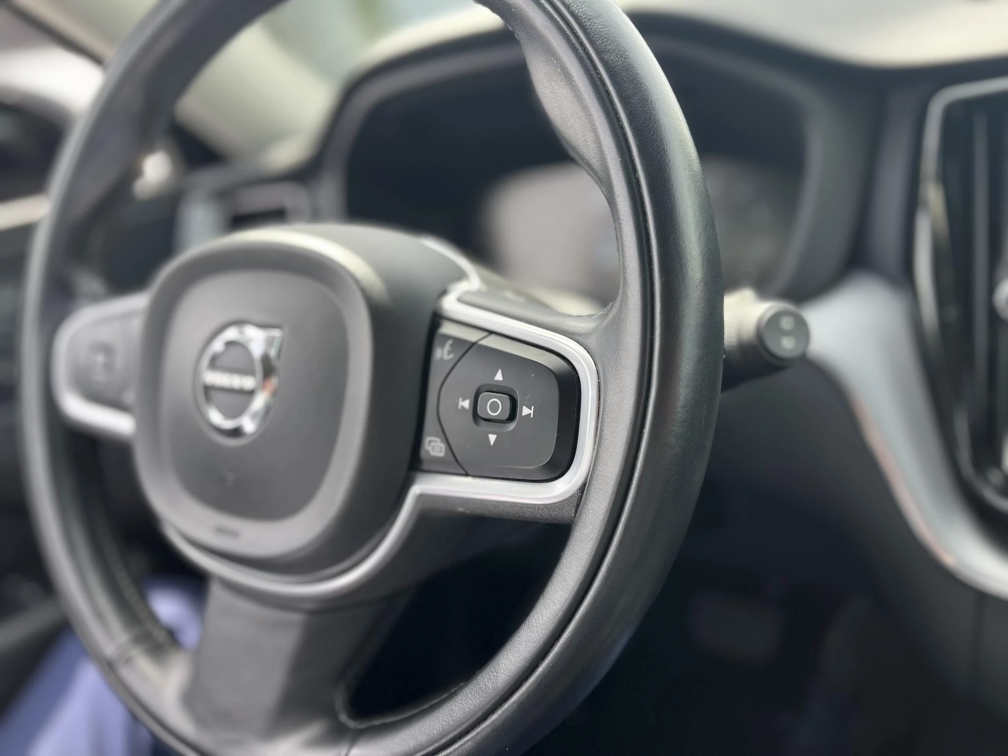 Volvo-XC60-image-11