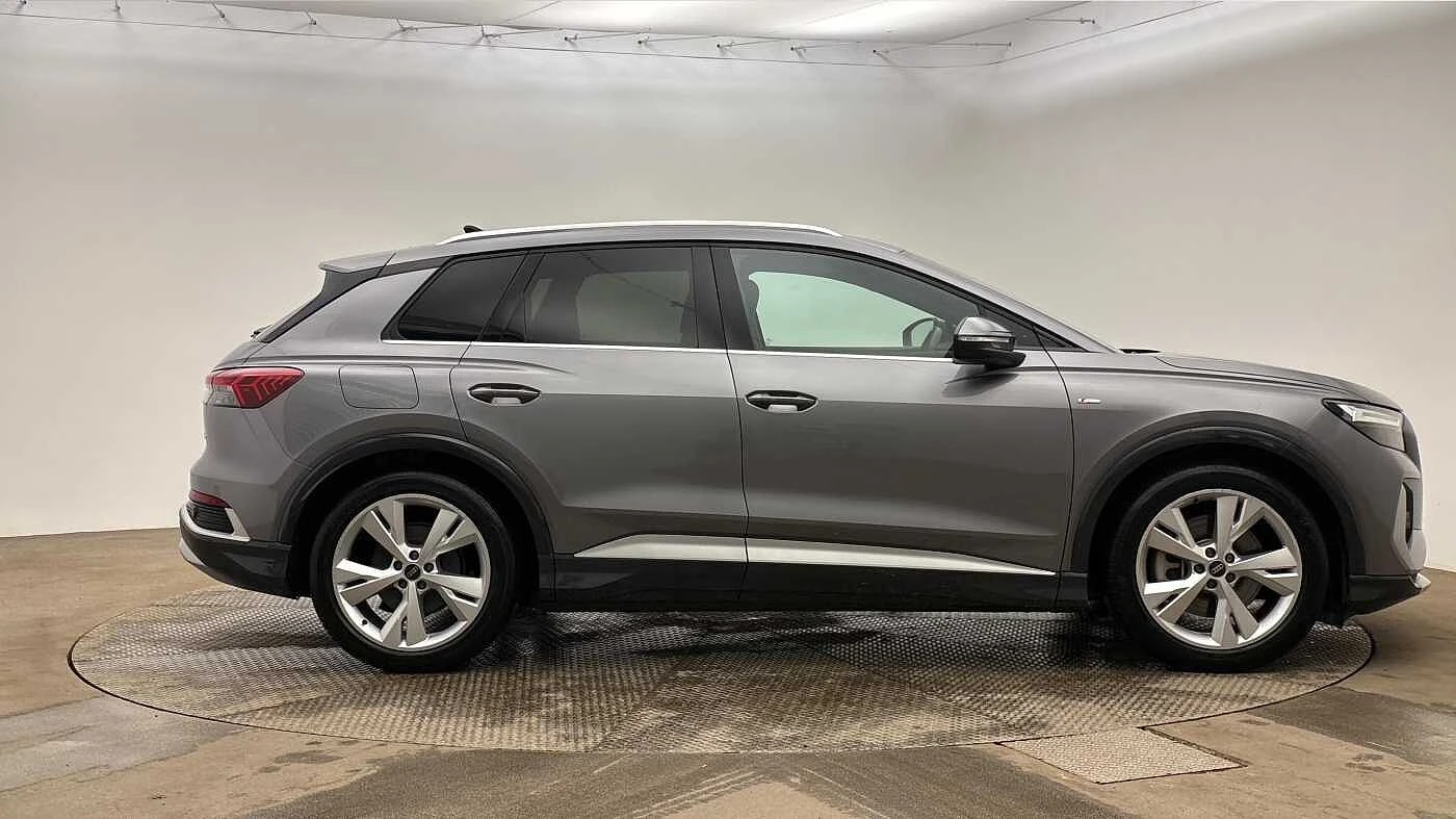 Audi-Q4 e-tron-image-3