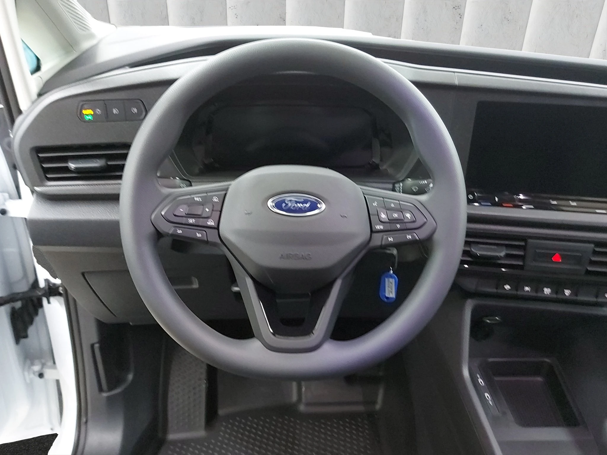 Ford-Transit Connect-image-11