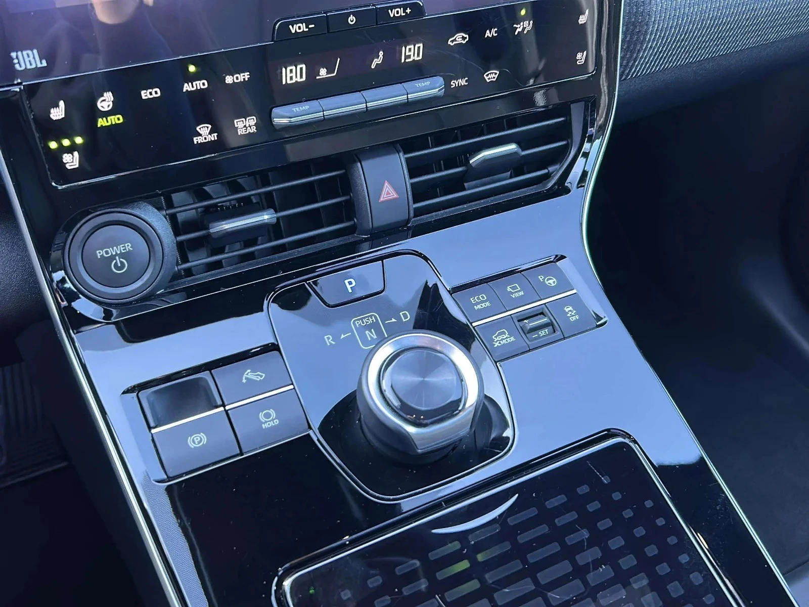 Toyota-bZ4X-image-13