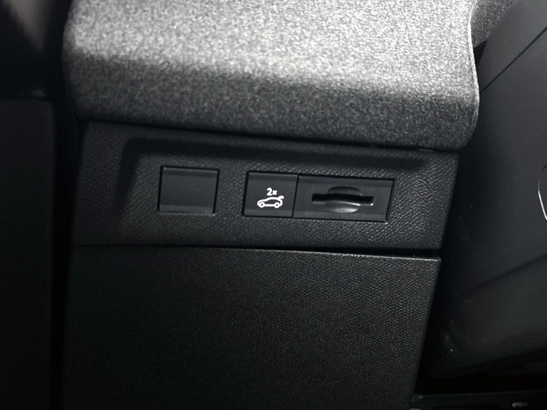 Opel-Grandland-image-14