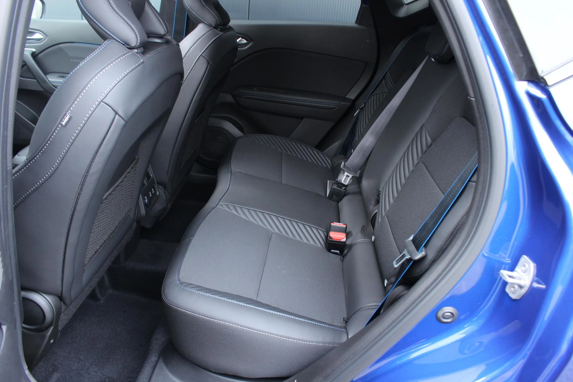 Renault-Captur-image-33