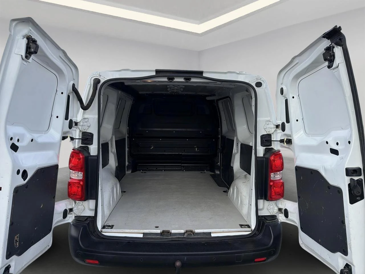 Opel-Vivaro-image-6