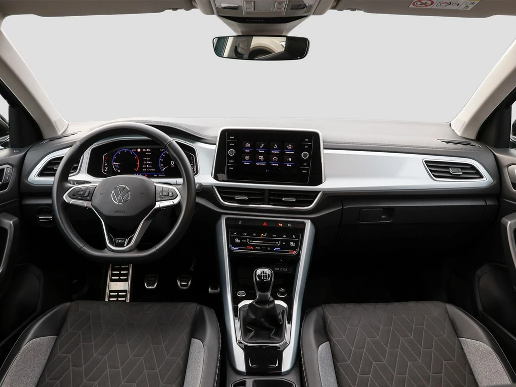 Volkswagen-T-Roc-image-11