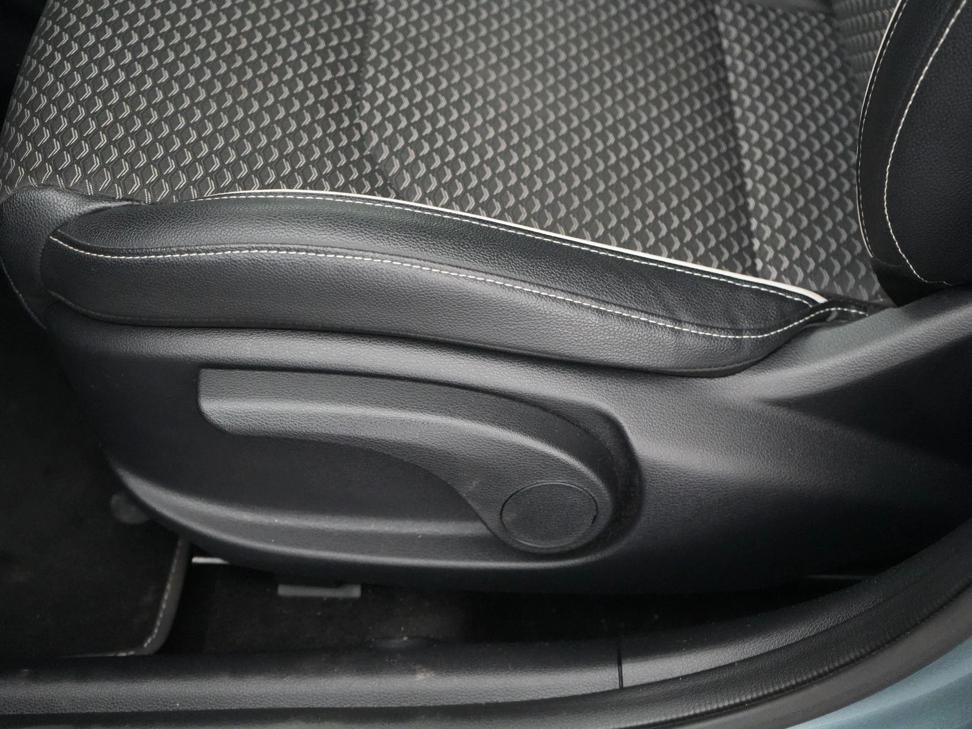 Kia-XCeed-image-19