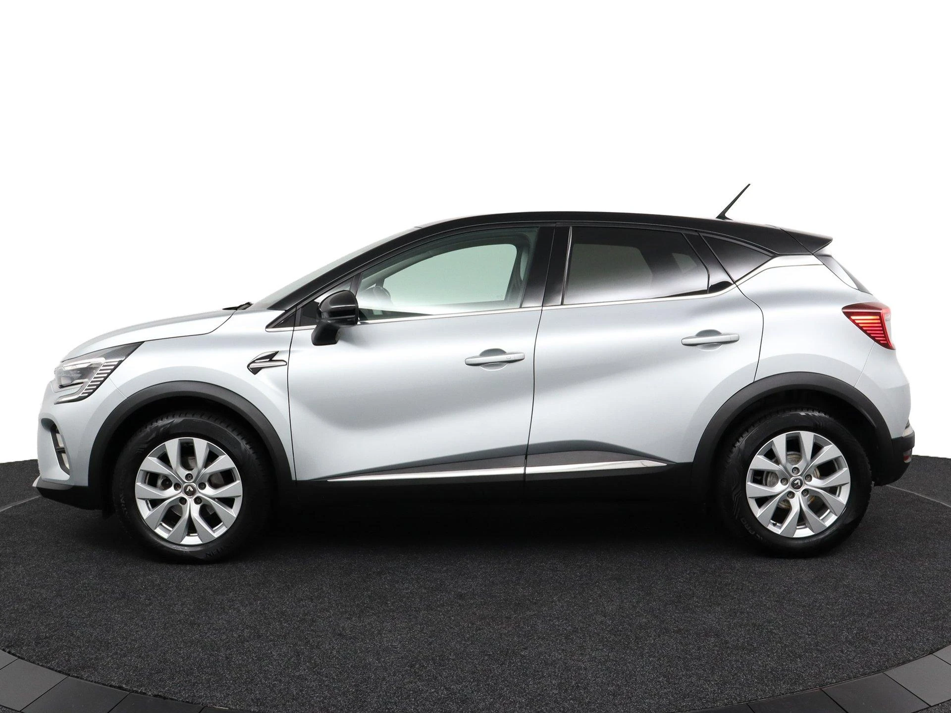 Renault-Captur-image-3