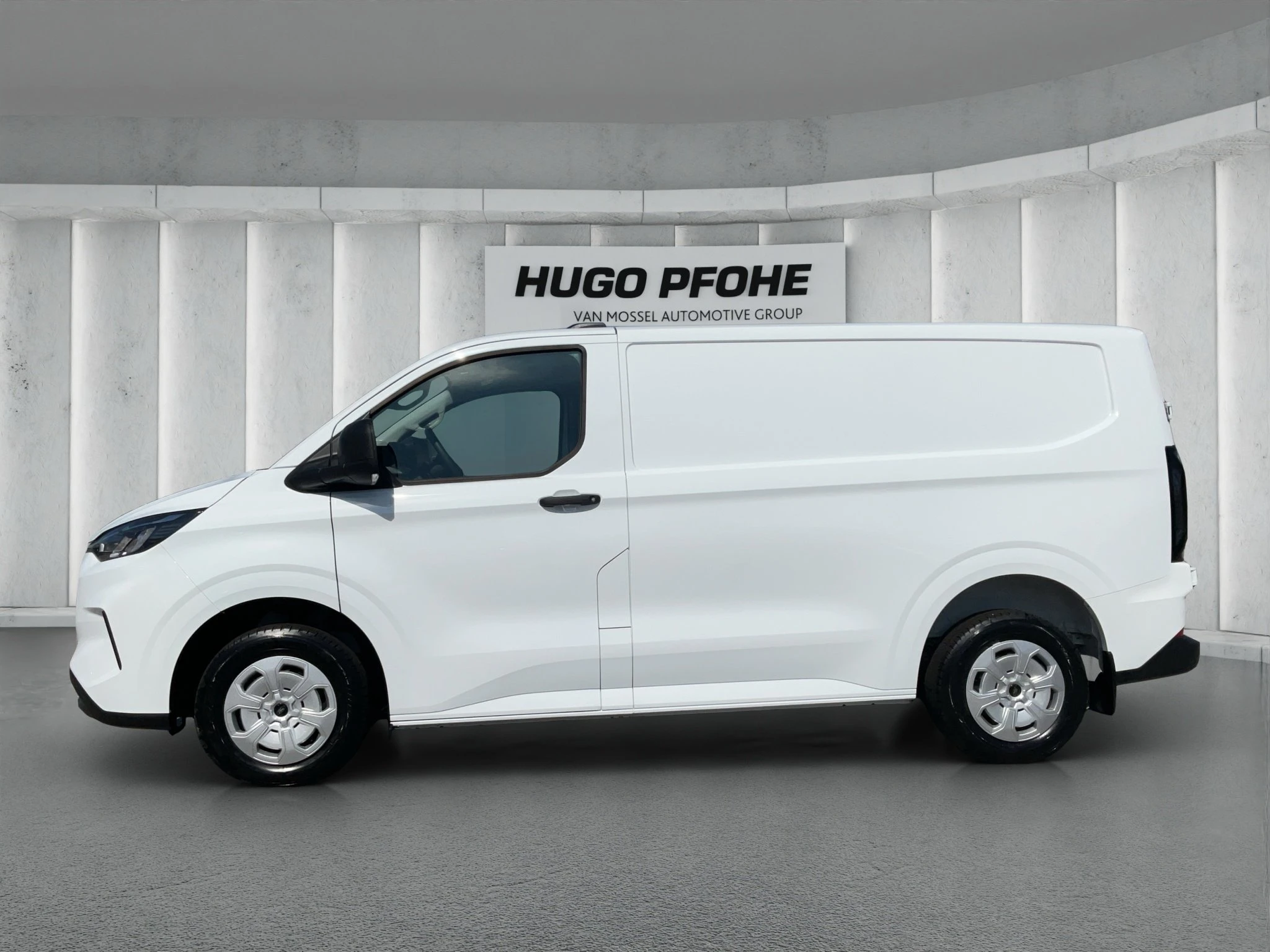 Ford-Transit Custom-image-1