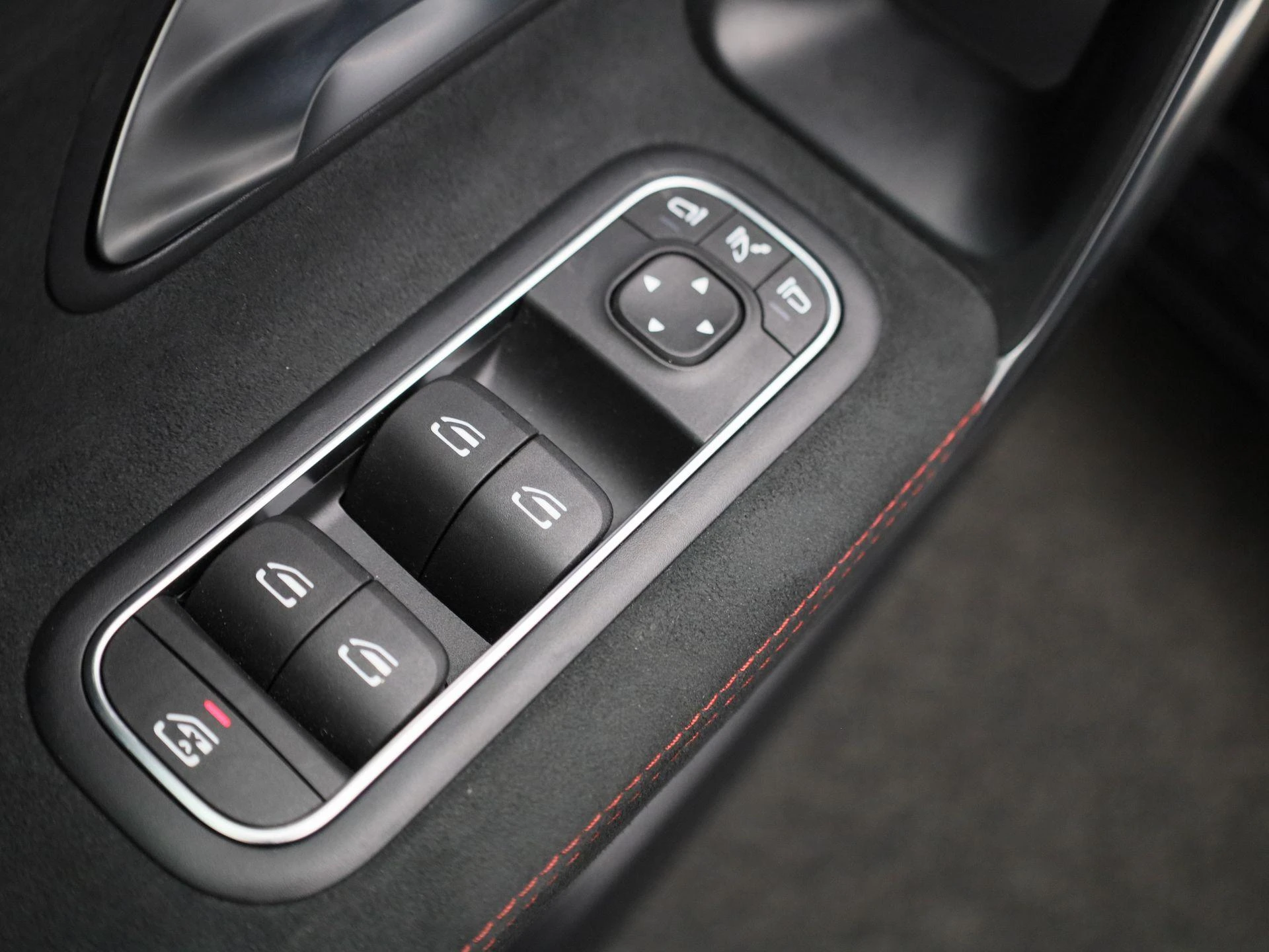 Mercedes-Benz-Classe A-image-35