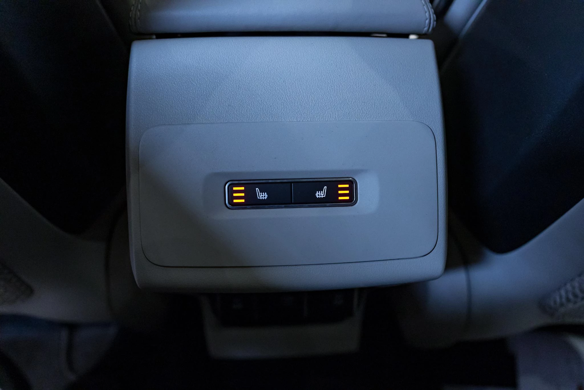 Jaguar-I-PACE-image-16