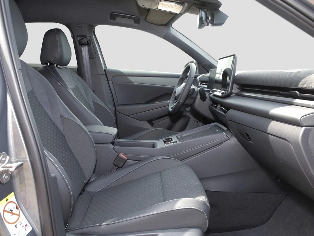 Volkswagen-T-Roc-image-8
