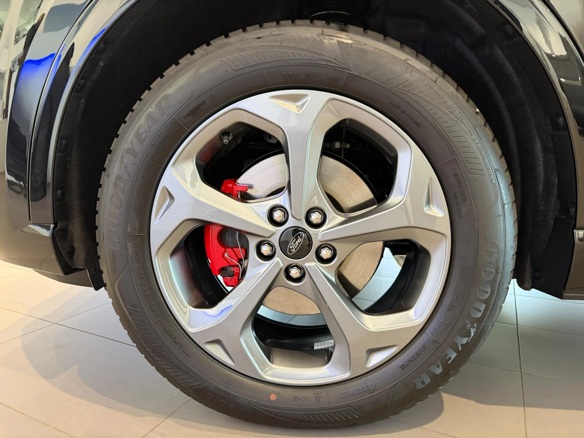 Ford-Kuga-image-4