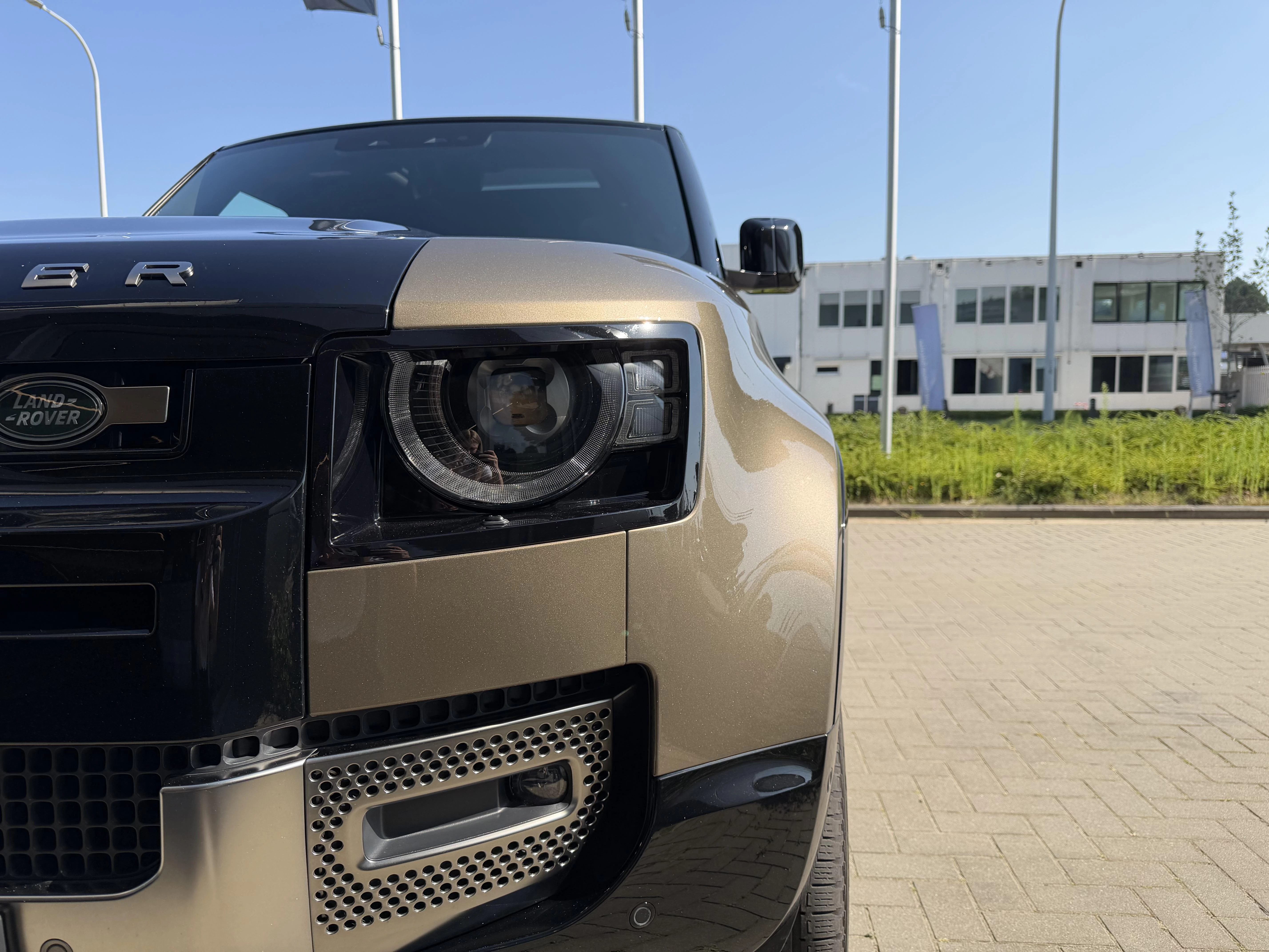 Land Rover Defender 110 P400e X AWD Auto