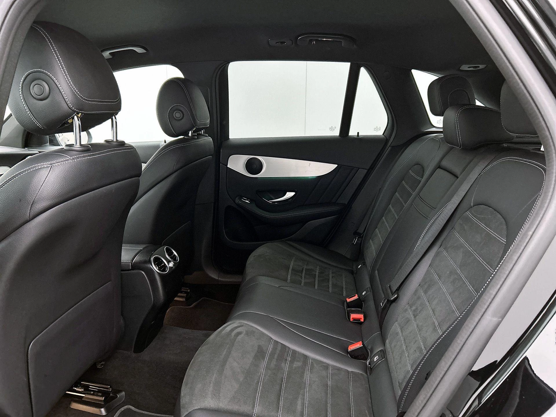 Mercedes-Benz GLC 300e 4MATIC AMG Line