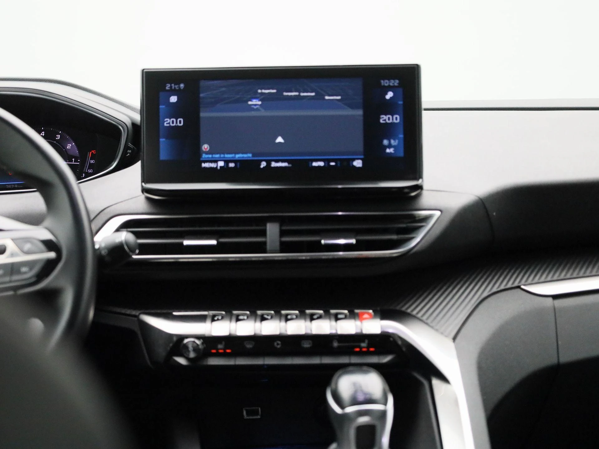 Peugeot-3008-image-8