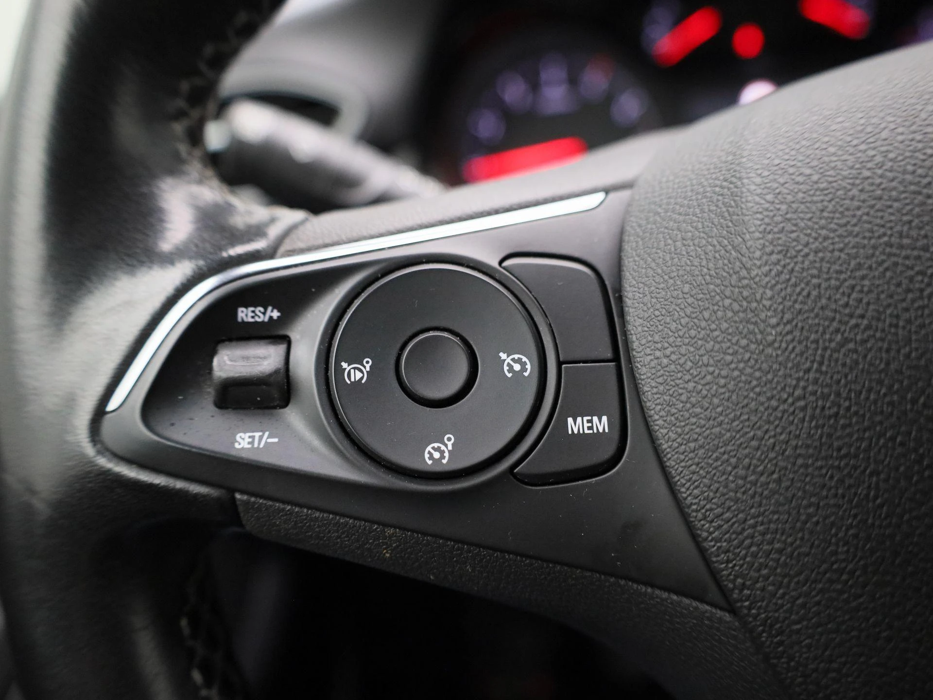 Opel-Crossland-image-16