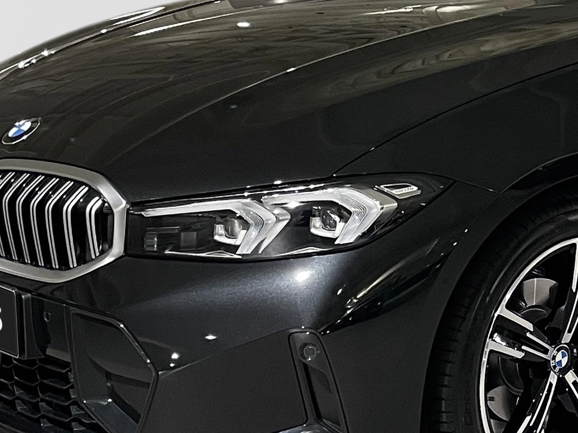 BMW-Série 3-image-22