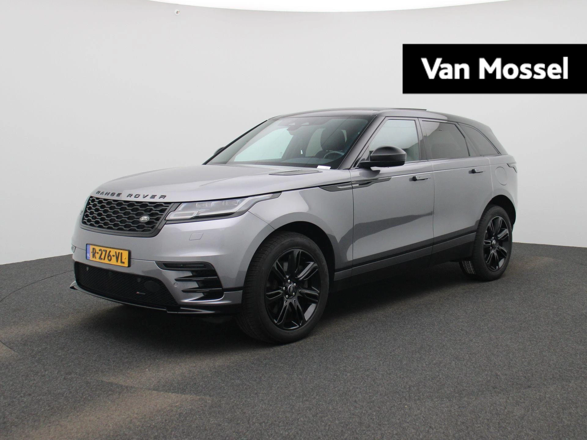 Land Rover-Range Rover Velar-image-0