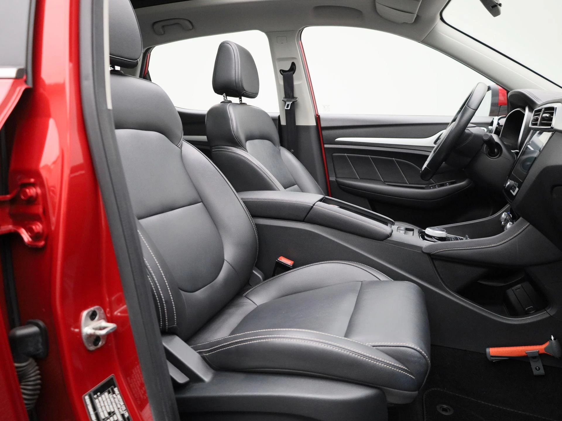 MG-ZS EV-image-34