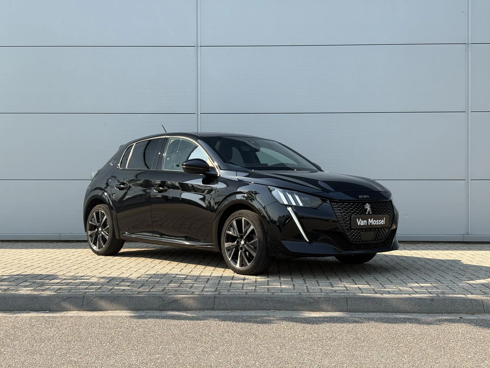 Peugeot-208-image-6