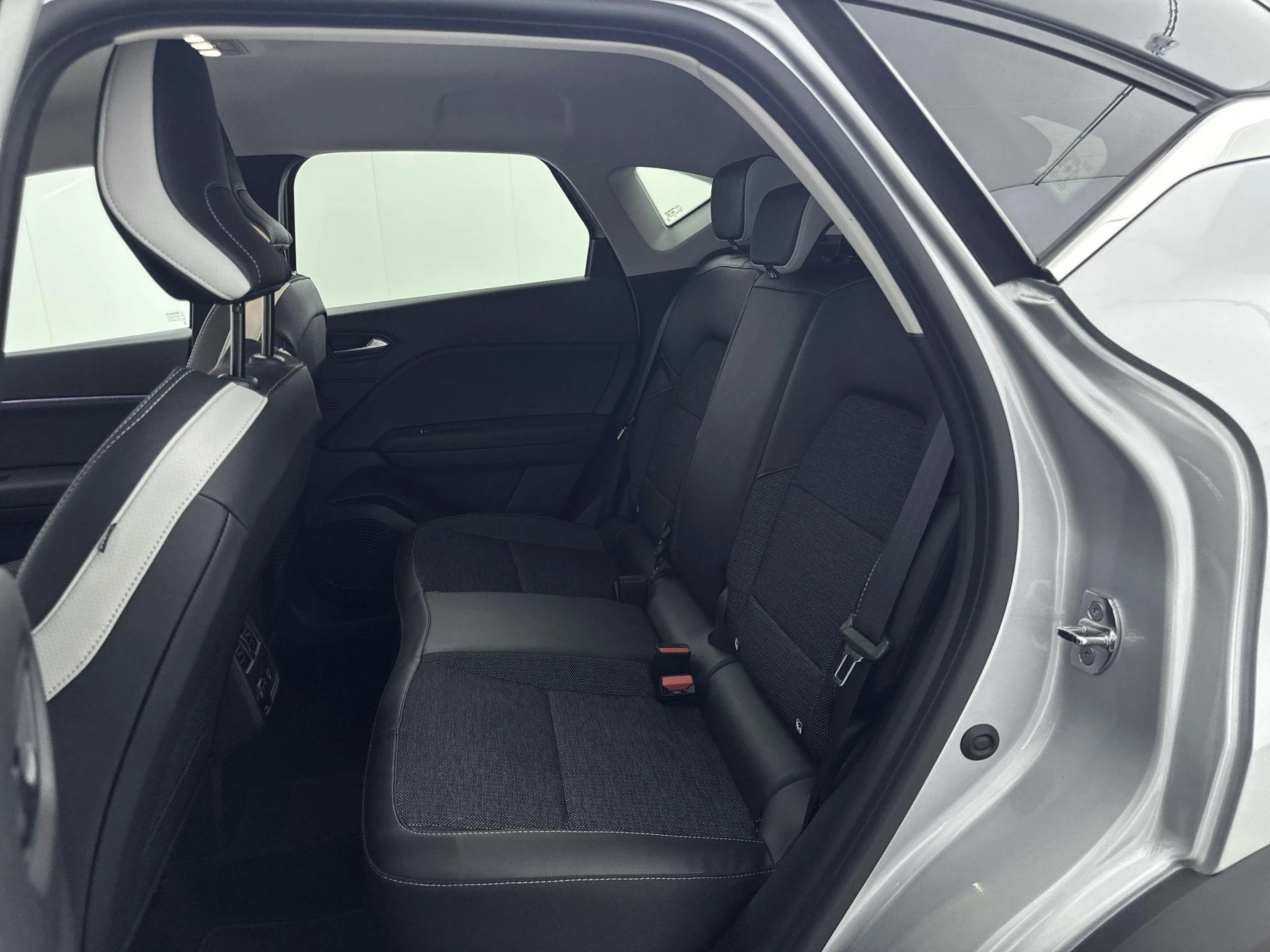 Renault-Captur-image-25