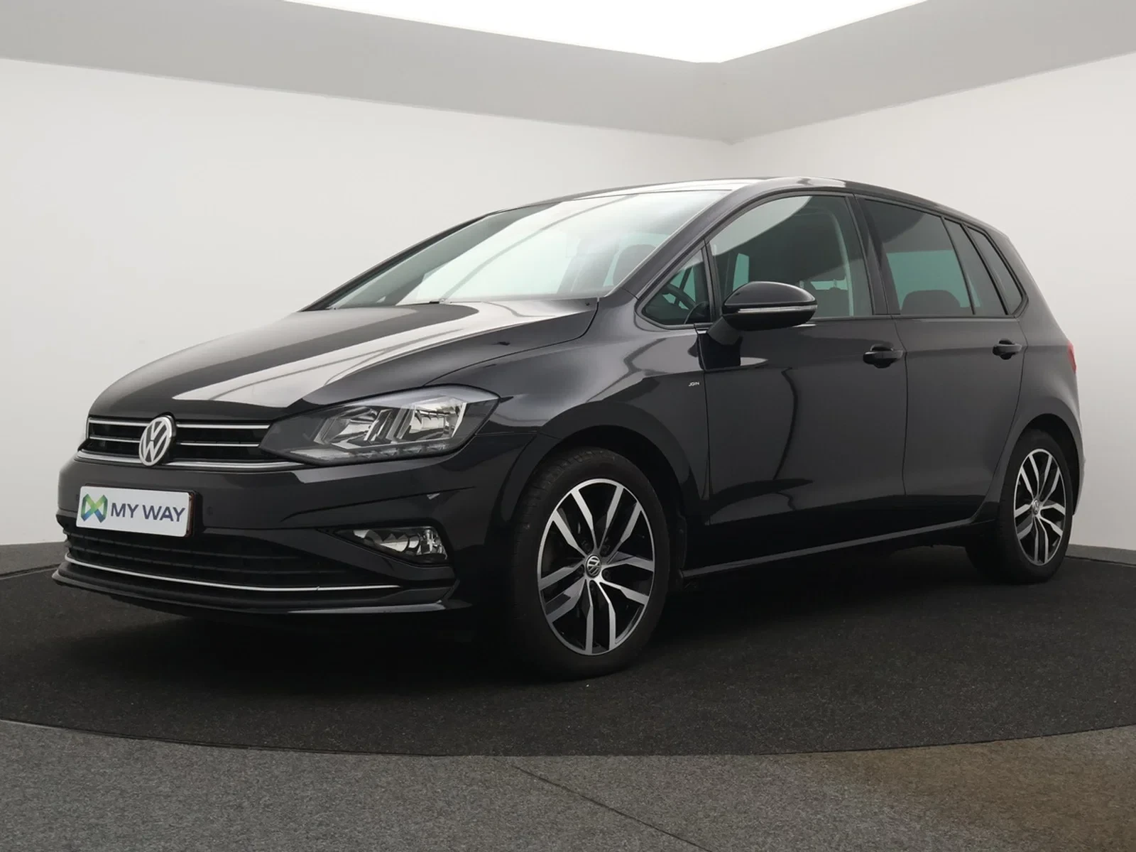 Volkswagen-Golf Sportsvan-image-0