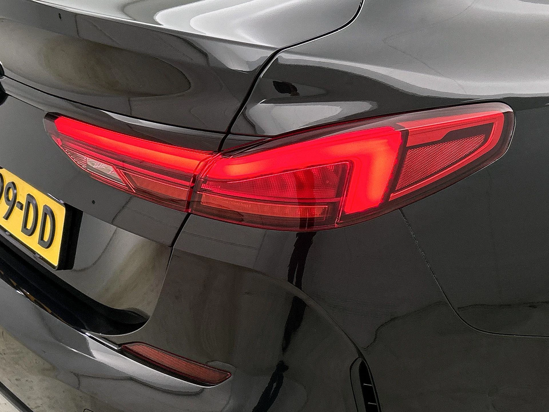 BMW-2 Serie-image-33