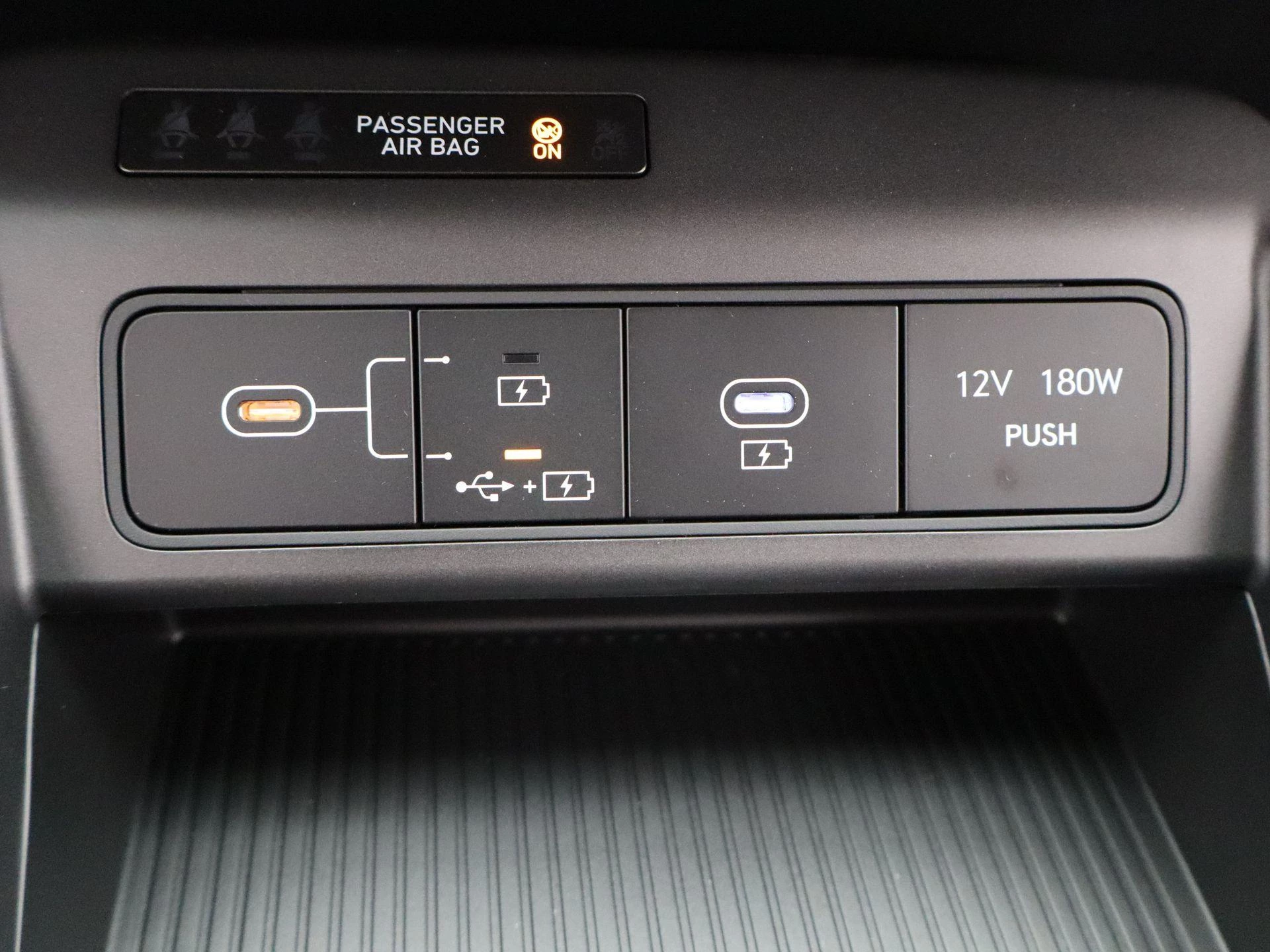 Hyundai-Kona-image-19