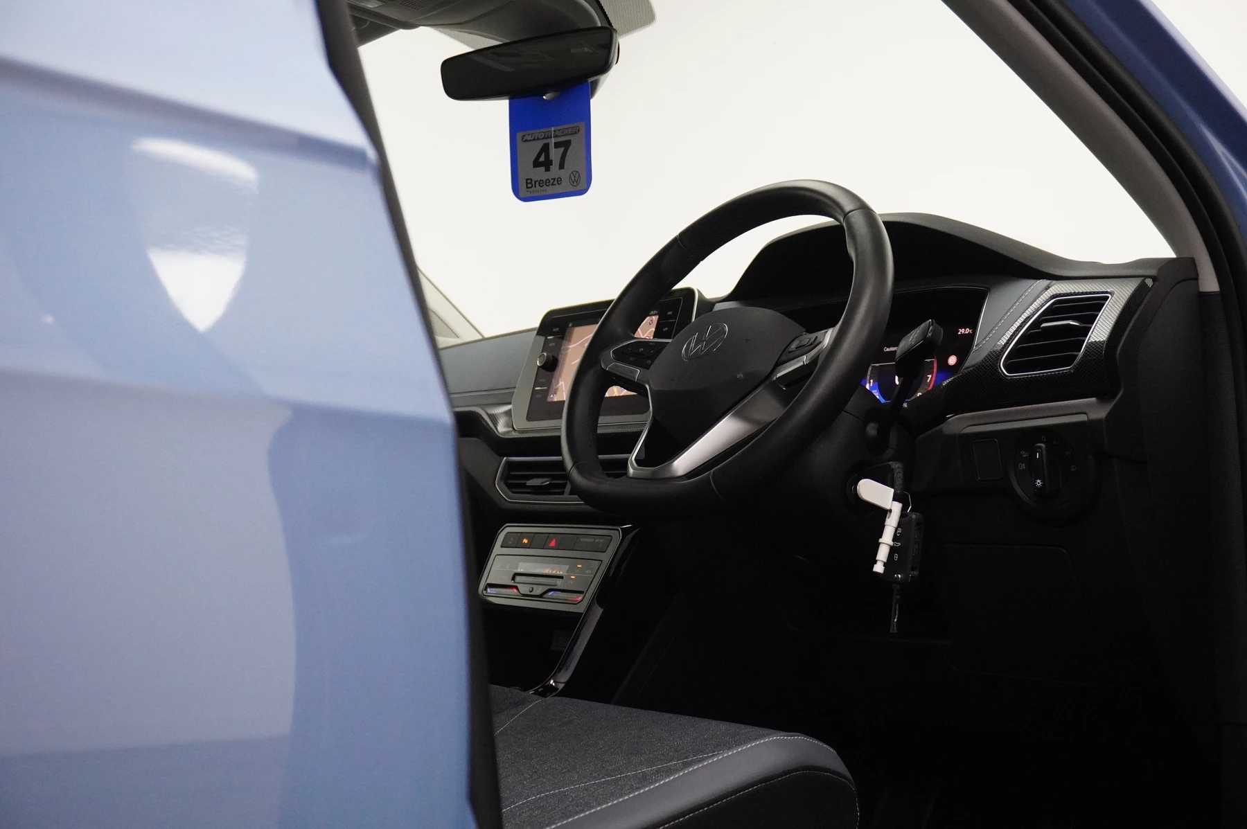 Volkswagen-T-Cross-image-22